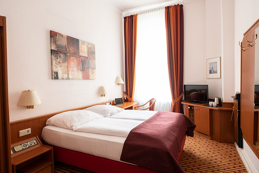 Classic Room Splash image
